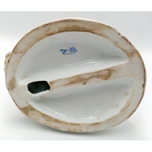 821 - A Wonderful Vintage Capodimonte Ceramic Piece Featuring a Courting Boy and Girl. Note: Small breakag... 