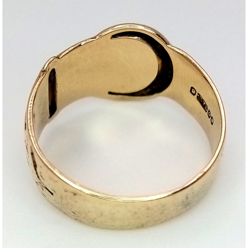 120 - A Vintage 9K Yellow Gold Band Ring in Belt Form. Size L. 3.35g.