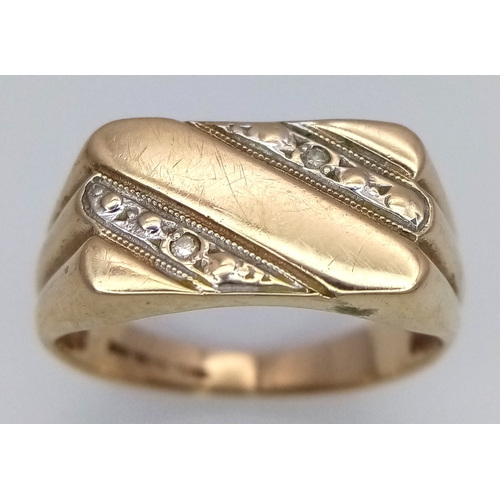 81 - A 9K Yellow Gold and Diamond Signet Ring. Size N. 3.52g.