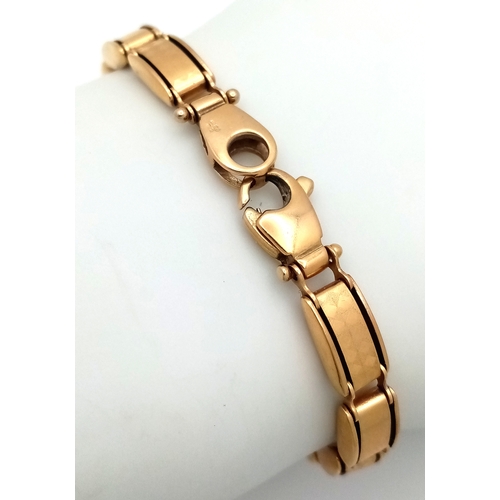 150 - A 9K Yellow Gold Bar Link Bracelet. 18cm. 9.8g.