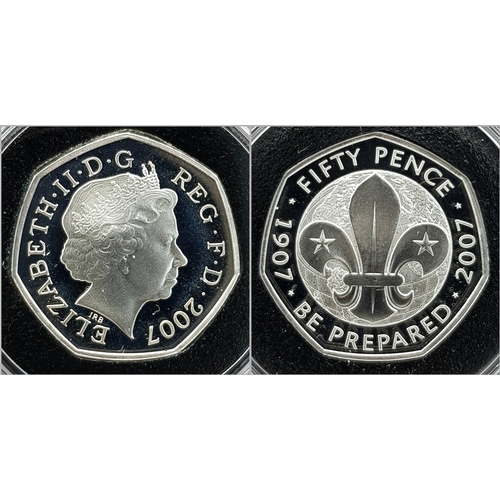 122 - A 2007 United Kingdom Piedfort Silver Proof Five-Coin  Collection. £5 Diamond wedding crown - 58.56g... 