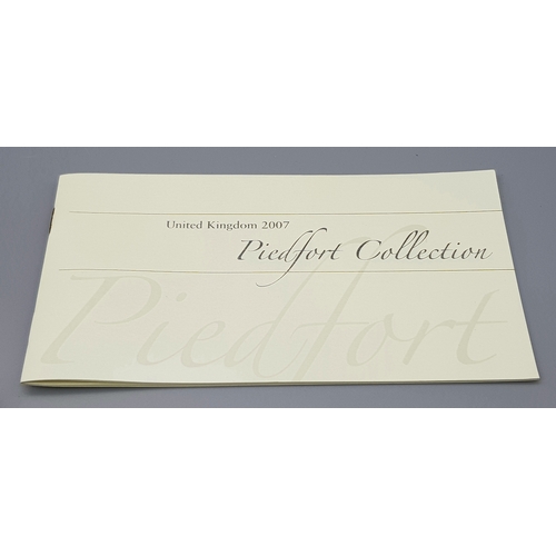 122 - A 2007 United Kingdom Piedfort Silver Proof Five-Coin  Collection. £5 Diamond wedding crown - 58.56g... 