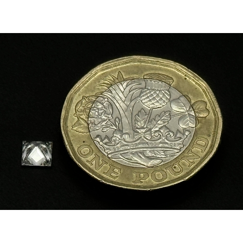 136 - A Loose, Natural Princess Cut 0.373ct Diamond. VVS2 clarity, I colour. IDL certificate.