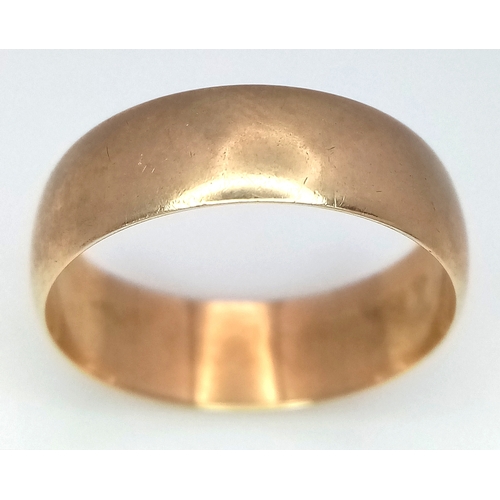 38 - A 9K Yellow Gold Band Ring. 7mm. Size R. 3.5g.