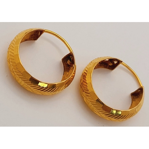 778 - A Pair of 14K Yellow Gold (tests as) Small Hoop Earrings. 3.3g.