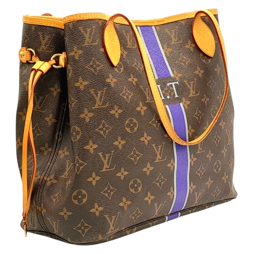 153 - A Louis Vuitton Neverfull Tote Bag. Monogram coated canvas exterior with leather trim, two straps an... 