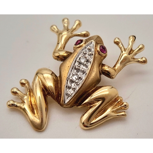 768 - A 9K YELLOW GOLD DIAMOND AND RUBY SET FROG PENDANT. 1.7G. REF - SC-4018.