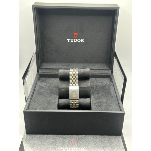 108 - A Tudor 21013 Rotor self winding Watch. 38mm Case, with date box, Bi Metal strap.  Year 2017, Watch ... 
