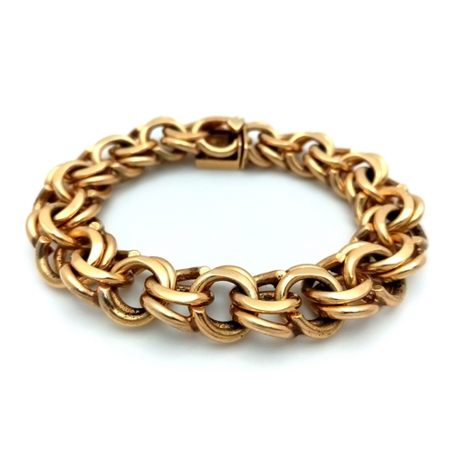 51 - A SUPERB DOUBLE FANCY LINK BRACELET IN 14K GOLD WITH SAFETY CATCH IN AS NEW CONDITION . A SERIOUSLY ... 