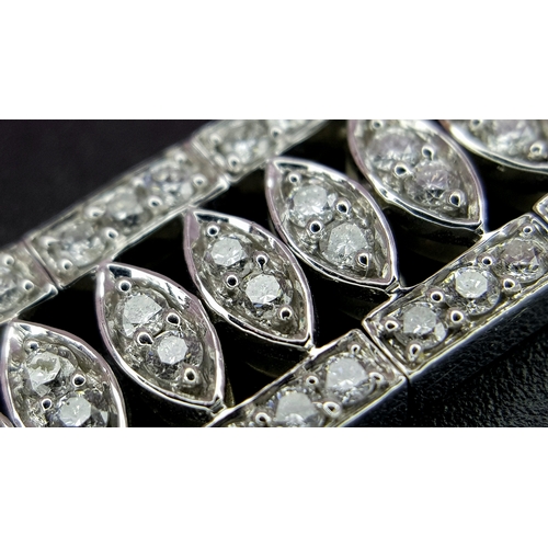 55 - 18K WHITE GOLD DIAMOND SET BRACELET, TOTAL 5.20CT DIAMONDS APPROX, TOTAL WEIGHT 39G BEAUTIFULLY MADE... 