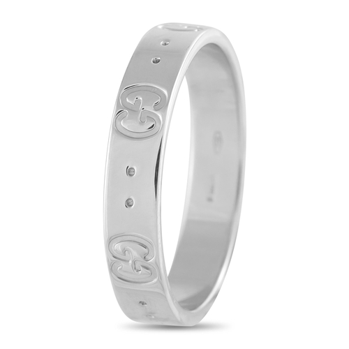 56 - A Gucci Icon 18K White Gold Ring. Its surface is engraved with alternating GG motifs and double-dot ... 