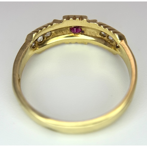 117 - AN 18K YELLOW GOLD VINTAGE DIAMOND AND RUBY RING. 3.4G. SIZE P. SC6084.