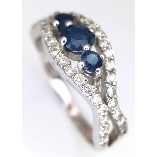 71 - 18K WHITE GOLD FANCY DIAMOND AND SAPPHIRE SET RING 3.7G SIZE N. REF: SPSA 6005