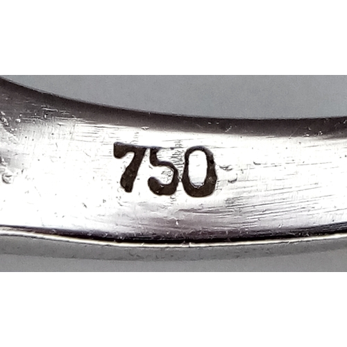 71 - 18K WHITE GOLD FANCY DIAMOND AND SAPPHIRE SET RING 3.7G SIZE N. REF: SPSA 6005
