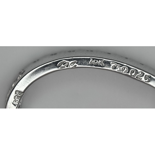 68 - AN 18K WHITE GOLD DIAMOND SET HEART PENDANT. 0.25CTW. 3.3G. SC6058.