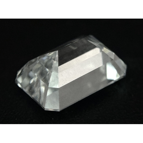 107 - AN EMERALD CUT LAB GROWN DIAMOND 2.02CT . REF: PB 9001