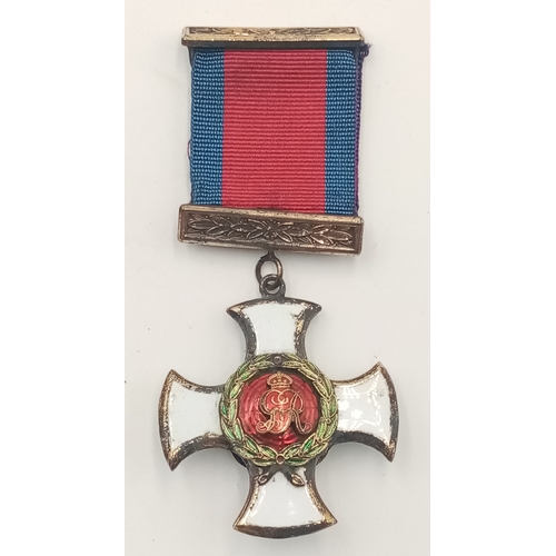 306 - WW1 Jewellers-Tailors Copy D.S.O (Distinguished Service Order) in original box. This is not a cheap ... 