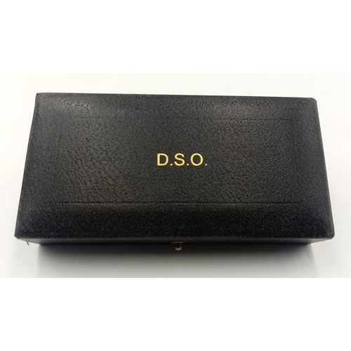 306 - WW1 Jewellers-Tailors Copy D.S.O (Distinguished Service Order) in original box. This is not a cheap ... 