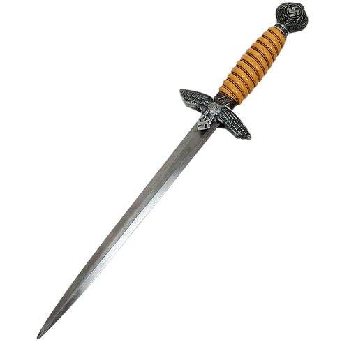 318 - Original German WWII 2nd Model Luftwaffe Dagger Unmarked WKC- A wartime produced 2nd Model Luftwaffe... 