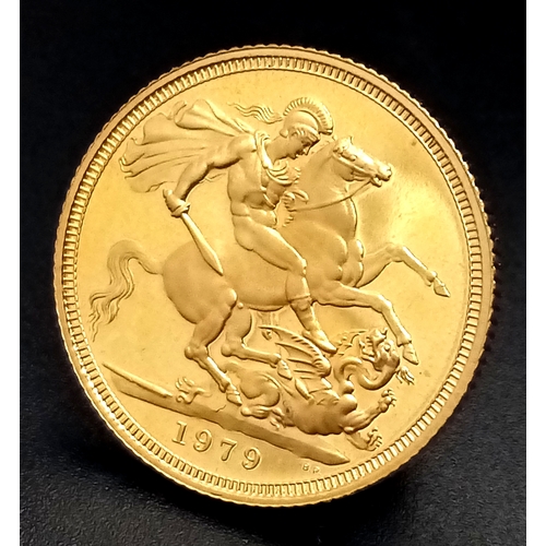 17 - A Royal Mint 1979 Queen Elizabeth II Full Sovereign Coin. 22k Gold. High grade.