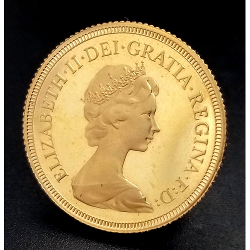 17 - A Royal Mint 1979 Queen Elizabeth II Full Sovereign Coin. 22k Gold. High grade.