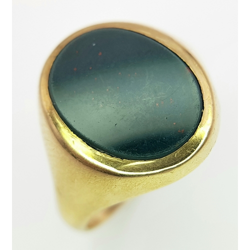 6 - A Vintage 9K Yellow Gold Bloodstone Signet Ring. Size U 1/2. 
4.8g.