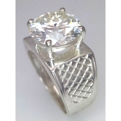 1019 - A 5ct White Moissanite Ring. Set in 925 Silver. Size S. CD-2066.