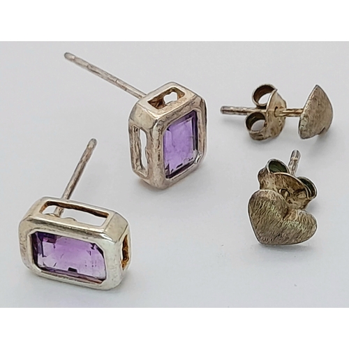 1216 - 2X gorgeous pairs of silver earrings with different designs. Total weight 2G. Please see photos for ... 