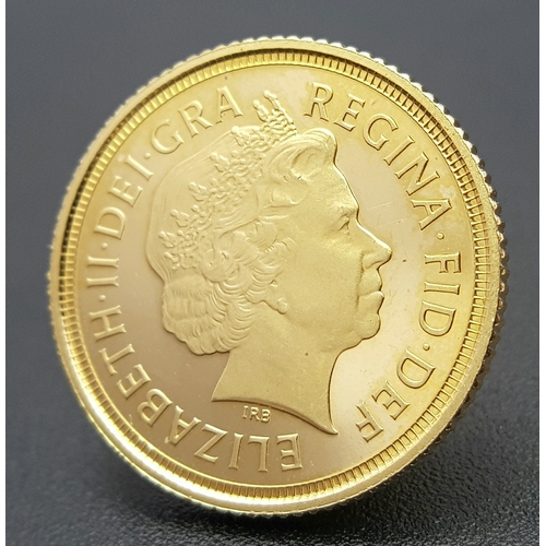 1415 - A 2012 QUEEN ELIZABETH II FOURTH HEAD, PROOF CONDITION, HALF SOVEREIGN COIN. 22K GOLD.  9724 - 4