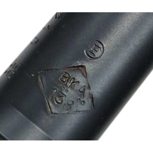 280 - A Rare, Deactivated German SDS 9mm Sub-Machine Gun. Model M38 (BD38). Good condition with bakelite s... 