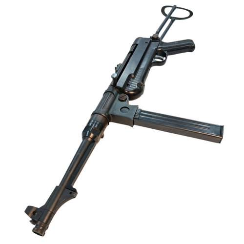280 - A Rare, Deactivated German SDS 9mm Sub-Machine Gun. Model M38 (BD38). Good condition with bakelite s... 