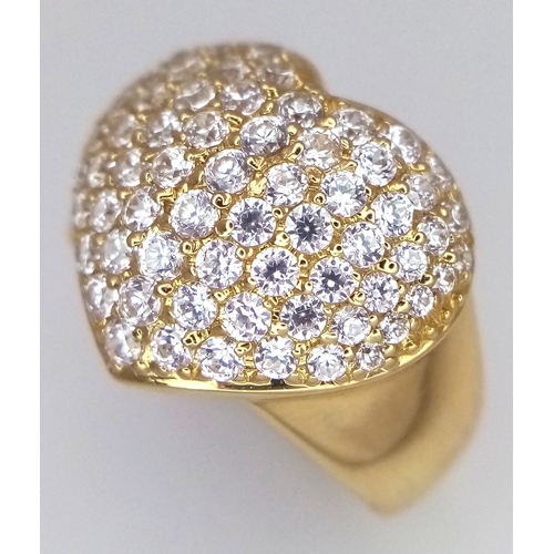 29 - An 18K YELLOW GOLD DIAMOND SET HEART RING 1.15CT 8.1G SIZE N. Ref: TH 7003