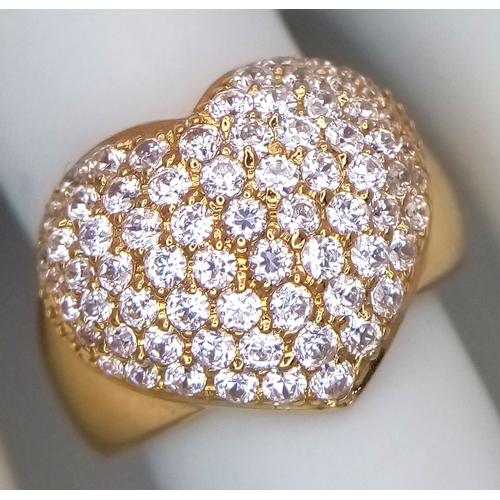 29 - An 18K YELLOW GOLD DIAMOND SET HEART RING 1.15CT 8.1G SIZE N. Ref: TH 7003