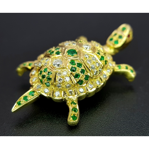 36 - An 18K YELLOW GOLD DIAMOND AND EMERALD SET TURTLE PIN BROOCH 12.4G WFBB. Ref: TH 7001
