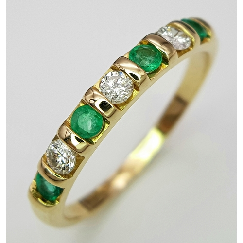 402 - A 14K Yellow Gold, Diamond and Emerald Ring. Size P. 2.22g.
MT33.