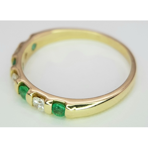 402 - A 14K Yellow Gold, Diamond and Emerald Ring. Size P. 2.22g.
MT33.