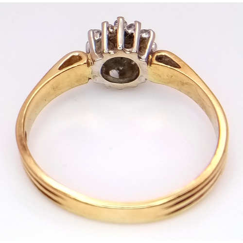 390 - An 18K YELLOW GOLD DIAMOND CLUSTER RING 3G SIZE N. Ref: SC 7075