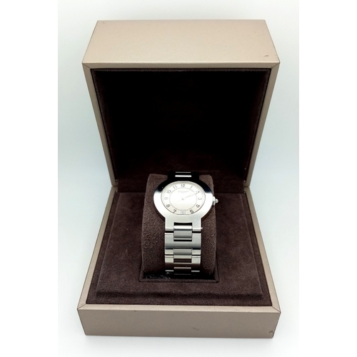 48 - A Chaumet of Paris Quartz Ladies Watch. Stainless steel bracelet and case - 36mm. White textured dia... 