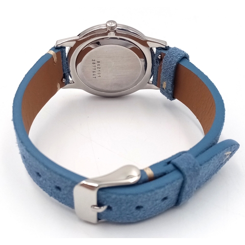 242 - A Stylish and Desirable Vintage Mechanical Watch by Universal Geneve. 31mm Case.