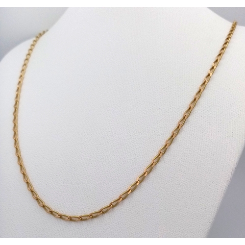 147 - Attractive 9 CARAT GOLD FANCY LINK NECKLACE.  5.0 Grams. 48 cm. Lovely piece, please see pictures.