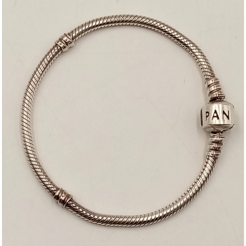 1519 - PANDORA STERLING SILVER MOMENTS BRACELET 13.2G. REF: S/A 1504 - 9