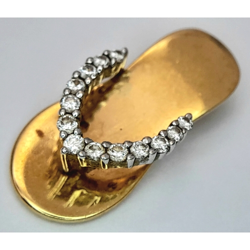 1610 - A 14K YELLOW GOLD DIAMOND SET SANDAL CHARM / PENDANT. 2.3G. SC6050.