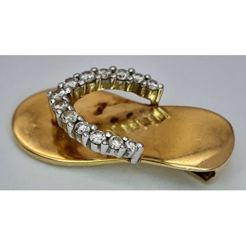 1610 - A 14K YELLOW GOLD DIAMOND SET SANDAL CHARM / PENDANT. 2.3G. SC6050.
