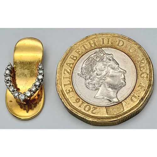 1610 - A 14K YELLOW GOLD DIAMOND SET SANDAL CHARM / PENDANT. 2.3G. SC6050.