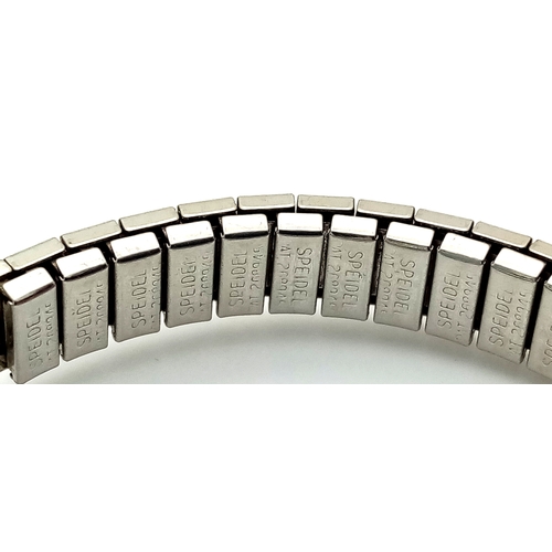 1564 - A Vintage Hamilton 10K Gold Ladies Watch. Expandable bracelet. 10k white gold square case - 15mm. Wh... 