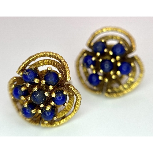 178 - A Pair of Vintage Lapis Cluster Earrings in Floral Form. 3.75g total weight.