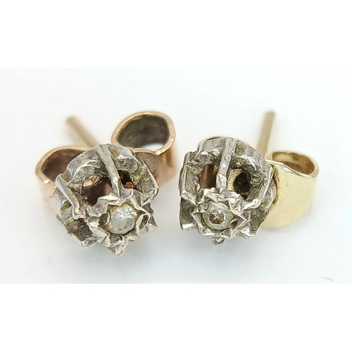 7 - Pair of 9 CARAT GOLD, DIAMOND STUD EARRINGS . Complete With Gold Backs. 0.67 Grams.
