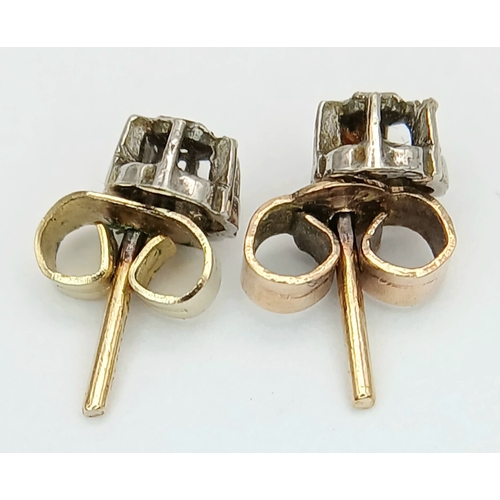 7 - Pair of 9 CARAT GOLD, DIAMOND STUD EARRINGS . Complete With Gold Backs. 0.67 Grams.