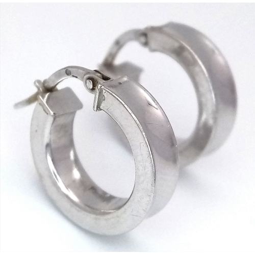 516 - A PAIR OF 9K WHITE GOLD SMALL CONCAVE HOOP EARRINGS 1.8G. Ref: SC 7011