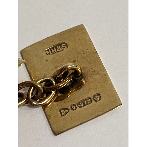385 - Gentleman’s Vintage fully hallmarked 9 CARAT GOLD CUFFLINKS. Chain linked with attractive engine tur... 